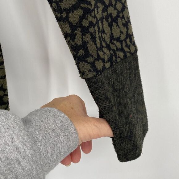 Kavu Deva Long Sleeve Knit Casual Thumb Hole Athleisure MIDI Dress Black / Green - Picture 8 of 15